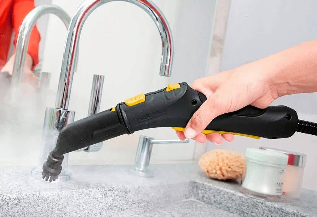 Профессиональный парогенератор для химчистки мебели и клининга